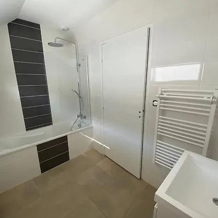 Centre- Touristique 3 Etoiles- 2 Sdebain Holiday home *
